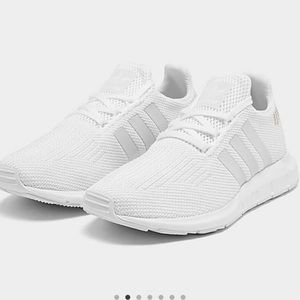 ADIDAS SWIFT RUN CASUAL SHOES SNEAKERS